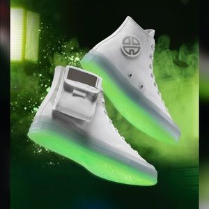 Lay Zhang Very RARE Converse - Size 13 - Perfect!